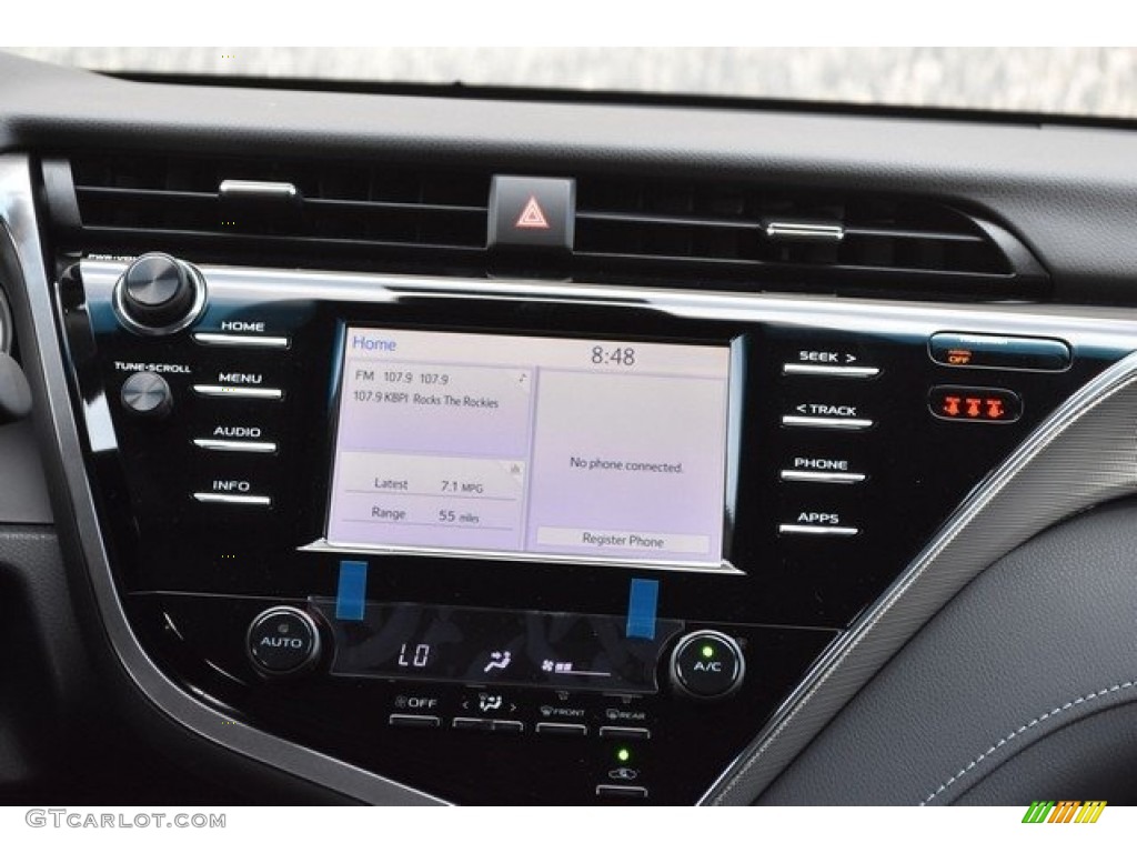 2018 Camry LE - Celestial Silver Metallic / Black photo #10