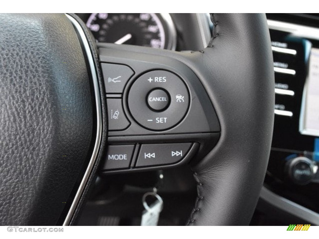 2018 Camry LE - Celestial Silver Metallic / Black photo #27