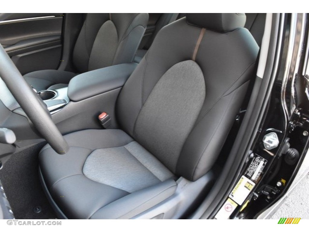 2018 Camry LE - Midnight Black Metallic / Black photo #7