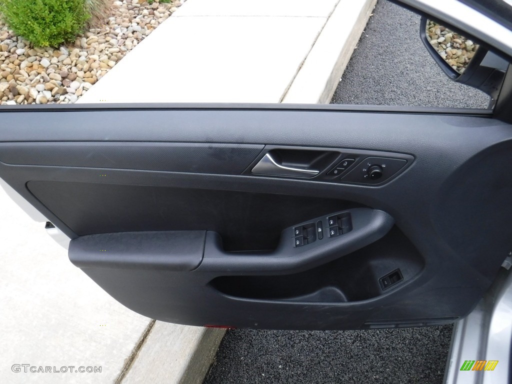 2012 Jetta SE Sedan - Moonrock Silver Metallic / Titan Black photo #10