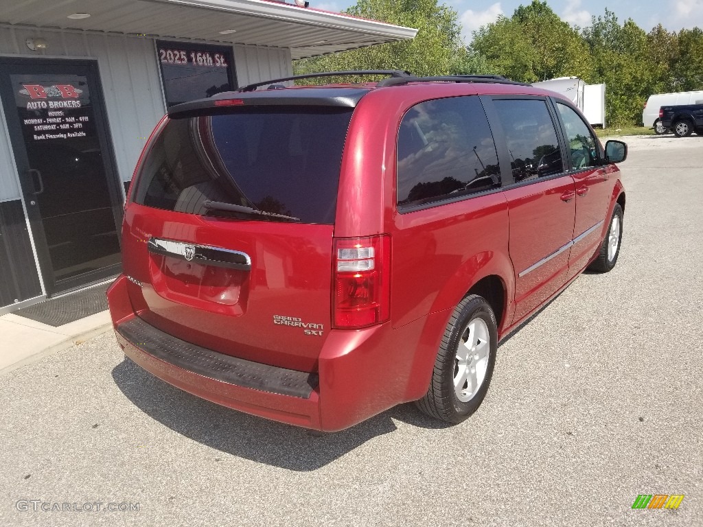 2010 Grand Caravan SXT - Inferno Red Crystal Pearl / Dark Slate Gray/Light Shale photo #7