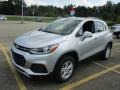 Front 3/4 View of 2019 Trax LT AWD