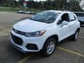 Summit White - Trax LT AWD Photo No. 4