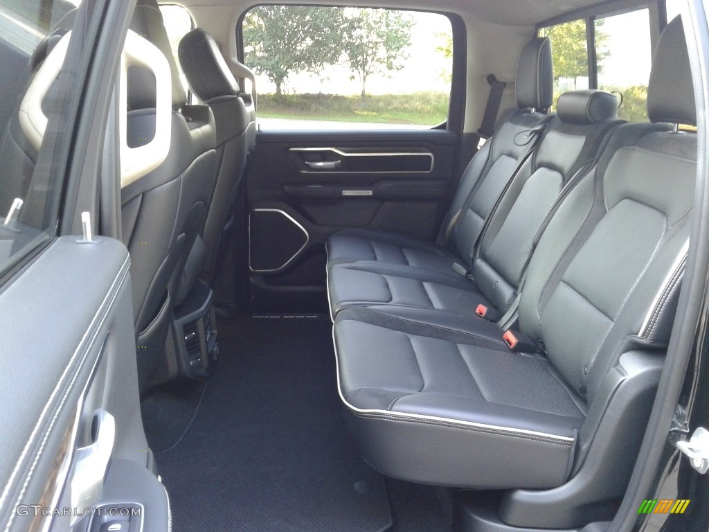2019 1500 Laramie Crew Cab - Diamond Black Crystal Pearl / Black photo #11