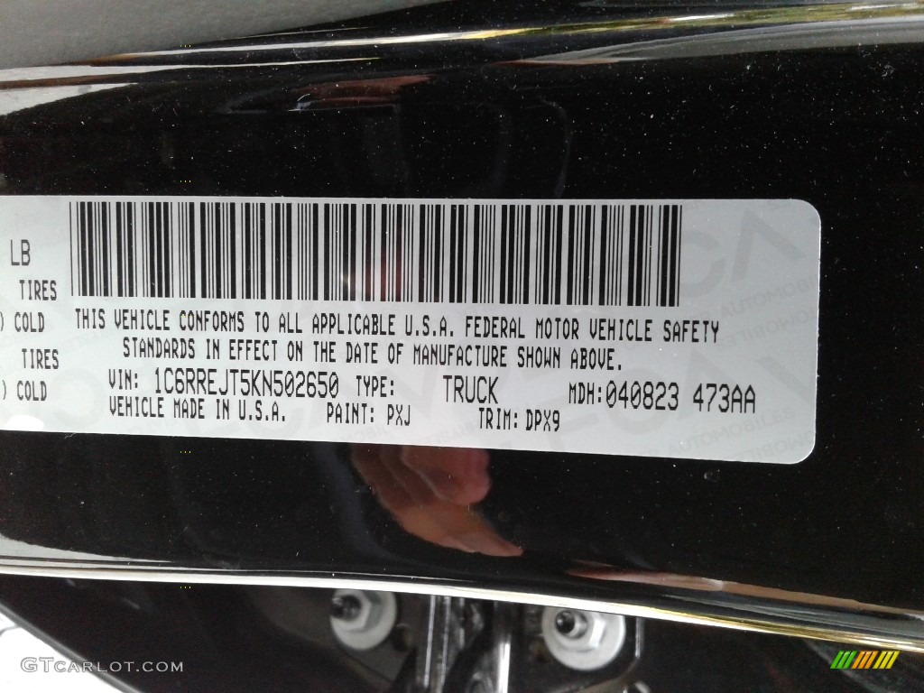 2019 1500 Laramie Crew Cab - Diamond Black Crystal Pearl / Black photo #40