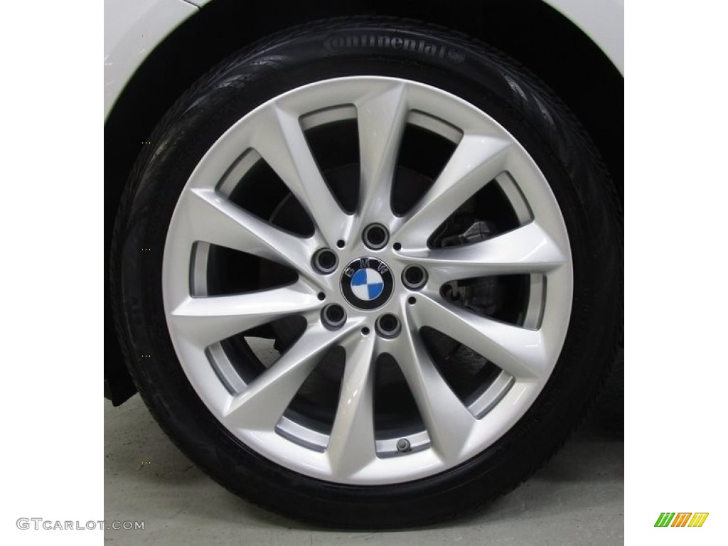 2018 3 Series 320i xDrive Sedan - Mineral White Metallic / Black photo #28