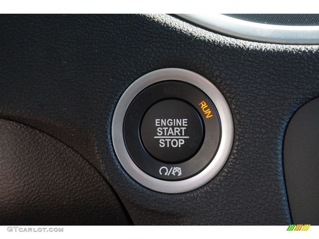 2019 Dodge Charger SXT Controls Photo #129508521