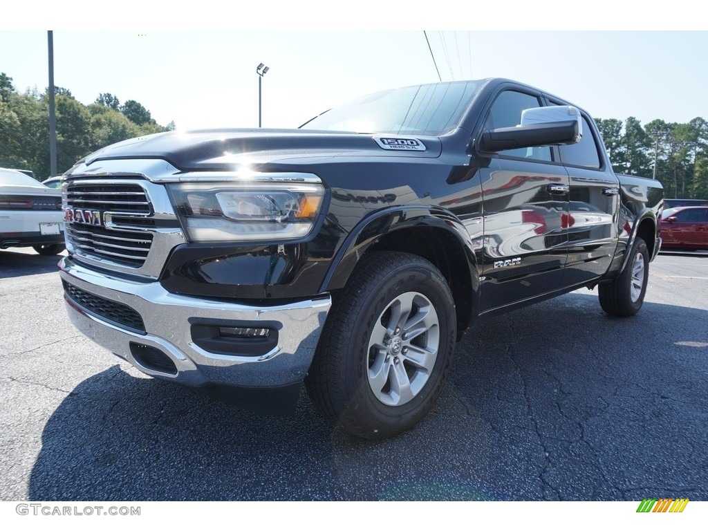 2019 1500 Laramie Crew Cab - Diamond Black Crystal Pearl / Black photo #3