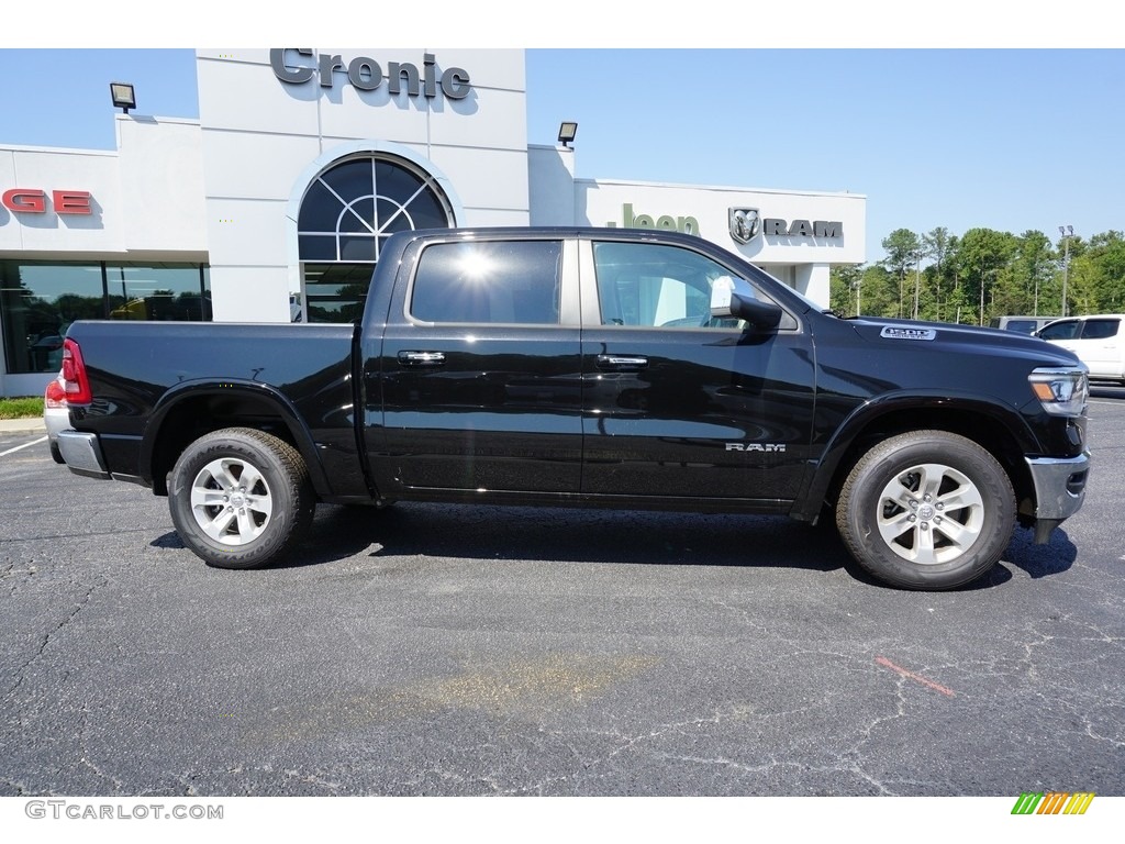2019 1500 Laramie Crew Cab - Diamond Black Crystal Pearl / Black photo #10
