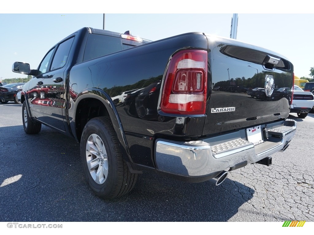 2019 1500 Laramie Crew Cab - Diamond Black Crystal Pearl / Black photo #13