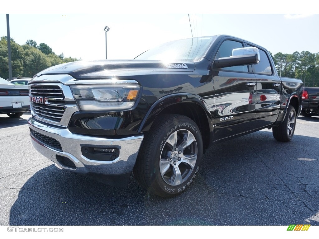 2019 1500 Laramie Crew Cab - Diamond Black Crystal Pearl / Black photo #3