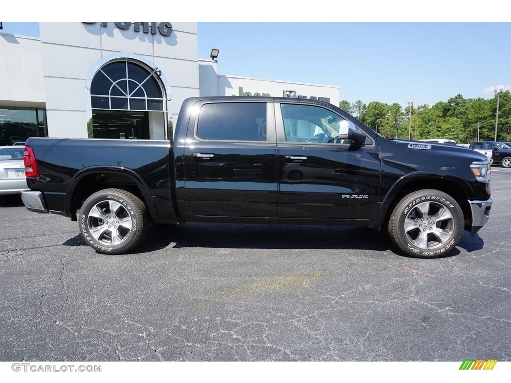 2019 1500 Laramie Crew Cab - Diamond Black Crystal Pearl / Black photo #12
