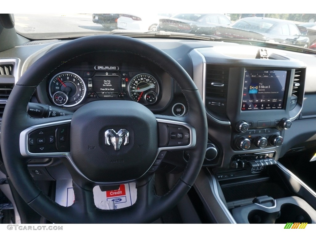2019 1500 Big Horn Crew Cab 4x4 - Billett Silver Metallic / Black photo #5