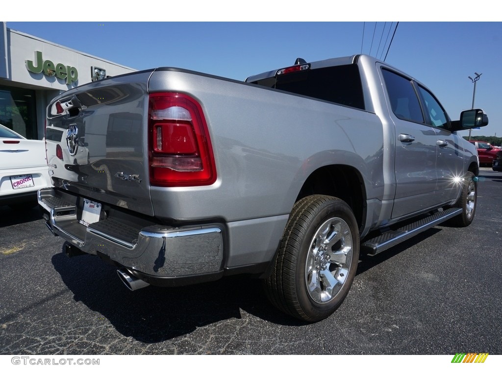 2019 1500 Big Horn Crew Cab 4x4 - Billett Silver Metallic / Black photo #12