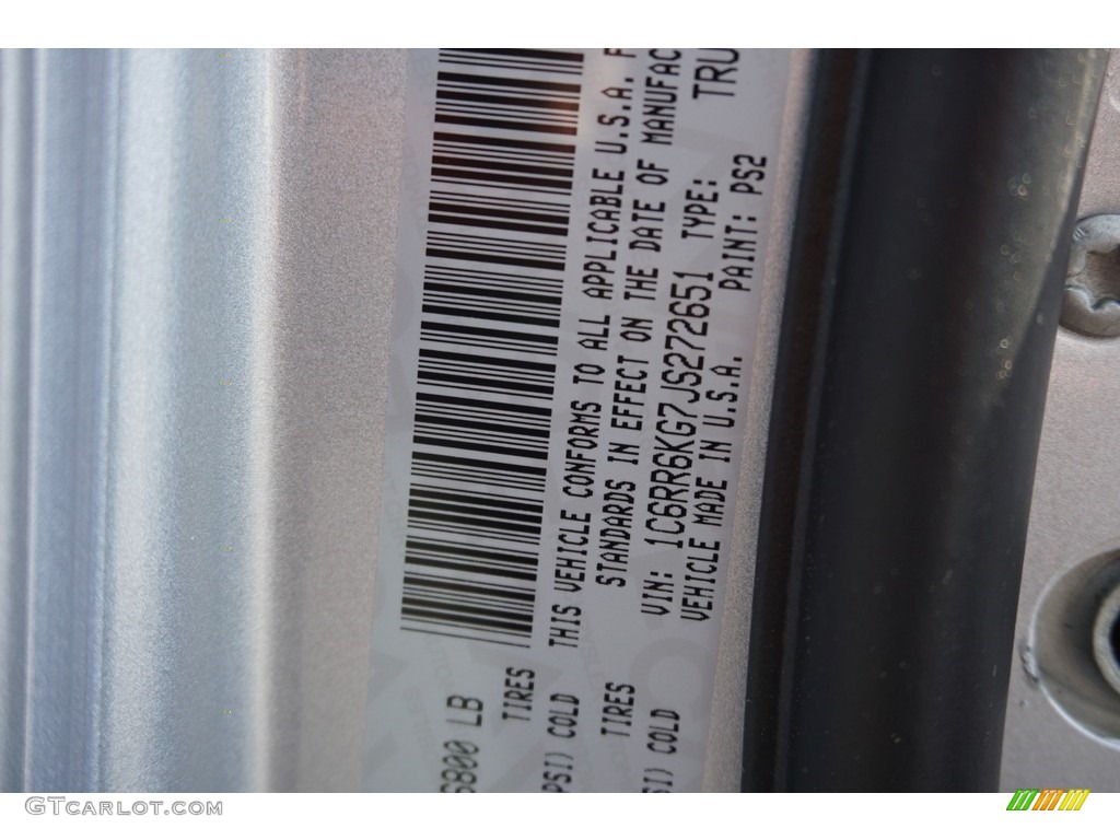 2018 1500 Express Crew Cab - Bright Silver Metallic / Black/Diesel Gray photo #13