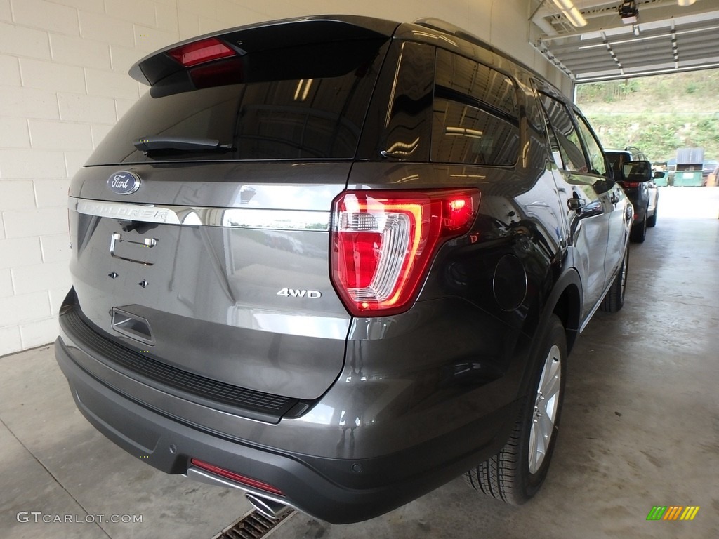 2018 Explorer XLT 4WD - Magnetic Metallic / Ebony Black photo #2