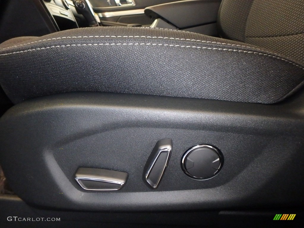 2018 Explorer XLT 4WD - Magnetic Metallic / Ebony Black photo #12