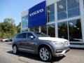 Front 3/4 View of 2019 XC90 T6 AWD Inscription