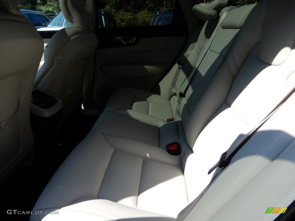 2019 XC60 T6 AWD Inscription - Pine Grey Metallic / Blonde photo #8