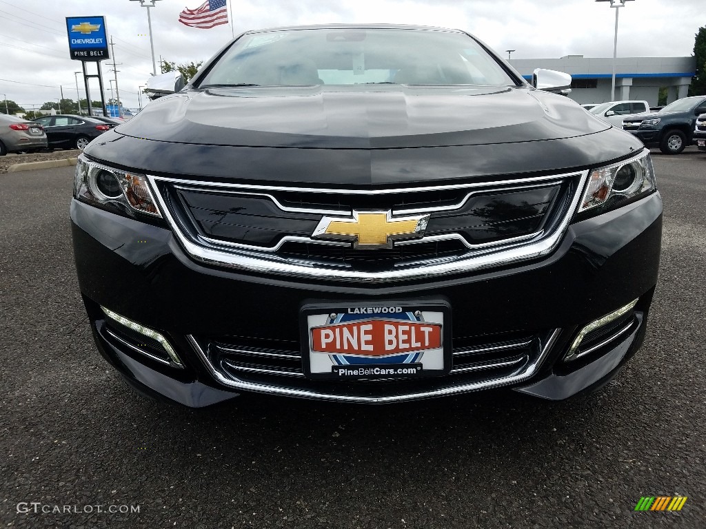 2019 Impala Premier - Black / Jet Black/­Light Wheat photo #2