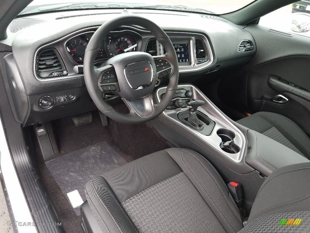 Black Interior 2019 Dodge Challenger SXT AWD Photo #129518321
