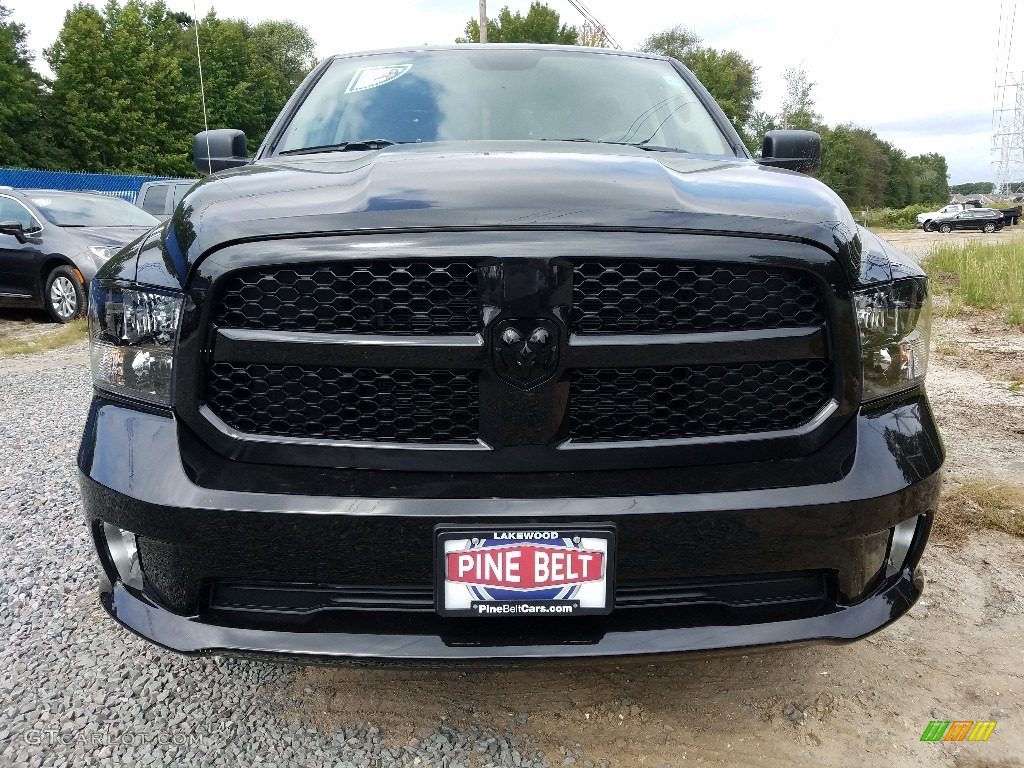 2019 1500 Classic Express Quad Cab 4x4 - Brilliant Black Crystal Pearl / Black photo #2