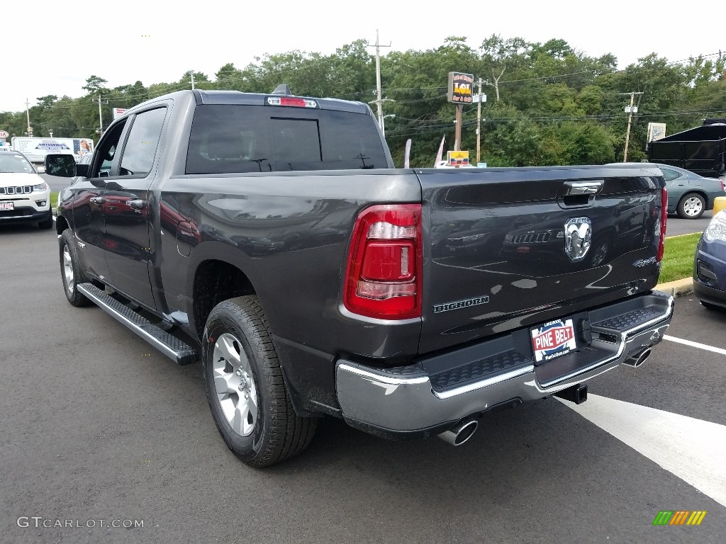 2019 1500 Big Horn Crew Cab 4x4 - Granite Crystal Metallic / Black photo #4