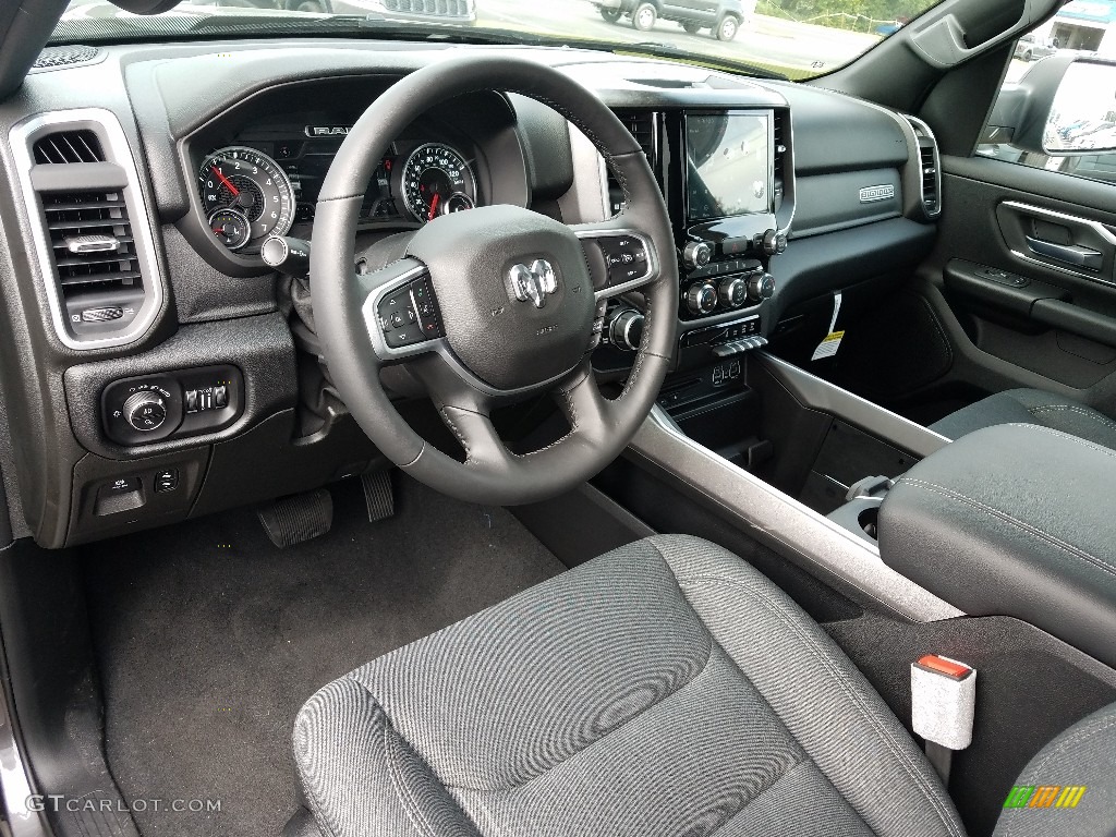 2019 1500 Big Horn Crew Cab 4x4 - Granite Crystal Metallic / Black photo #8