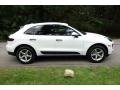 White - Macan  Photo No. 7