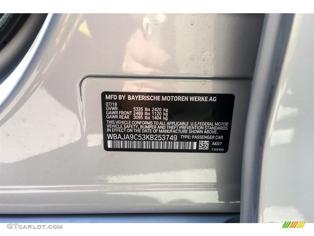 2019 5 Series Color Code A83 for Glacier Silver Metallic Photo #129521915