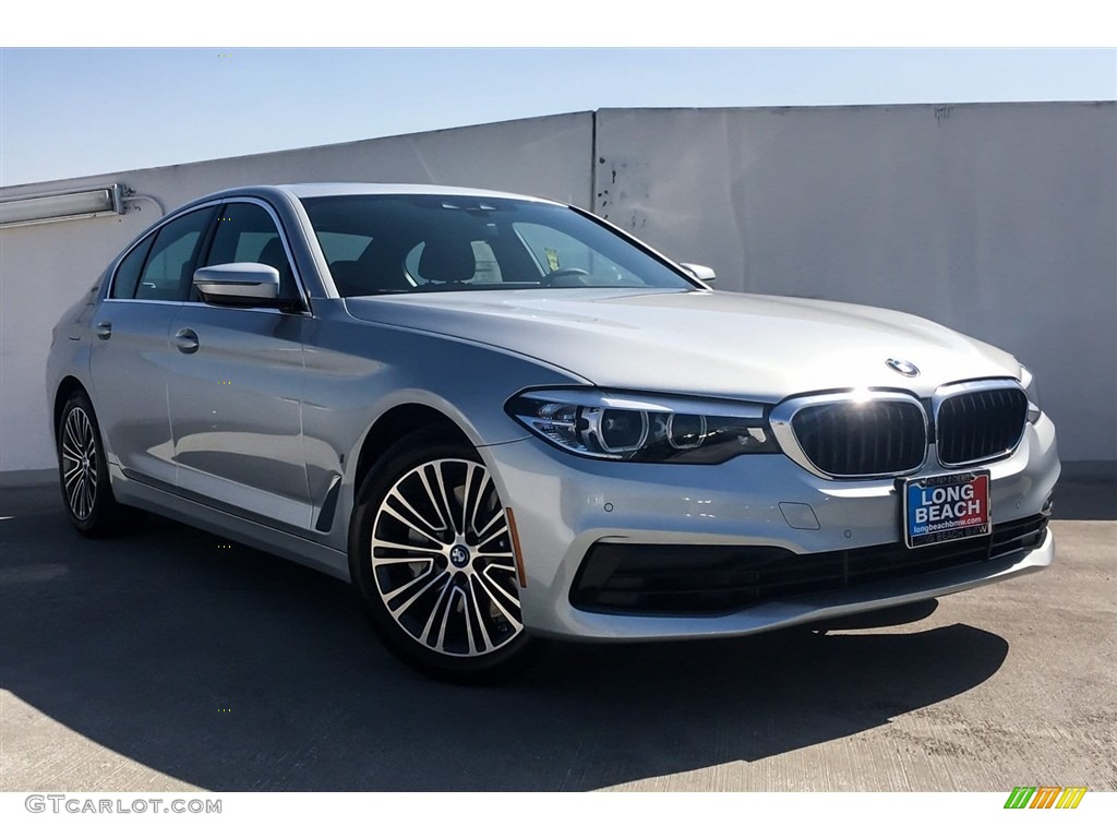 Glacier Silver Metallic 2019 BMW 5 Series 530e iPerformance Sedan Exterior Photo #129521939