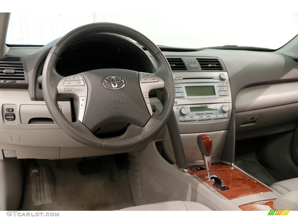2009 Camry XLE - Classic Silver Metallic / Ash photo #7