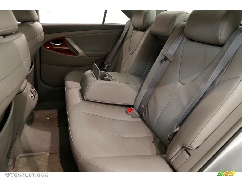 2009 Camry XLE - Classic Silver Metallic / Ash photo #18