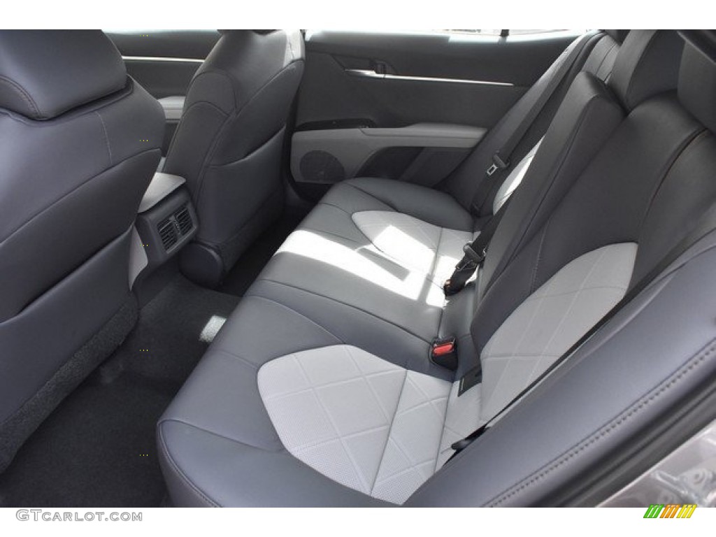 2019 Camry LE - Predawn Gray Mica / Ash photo #15