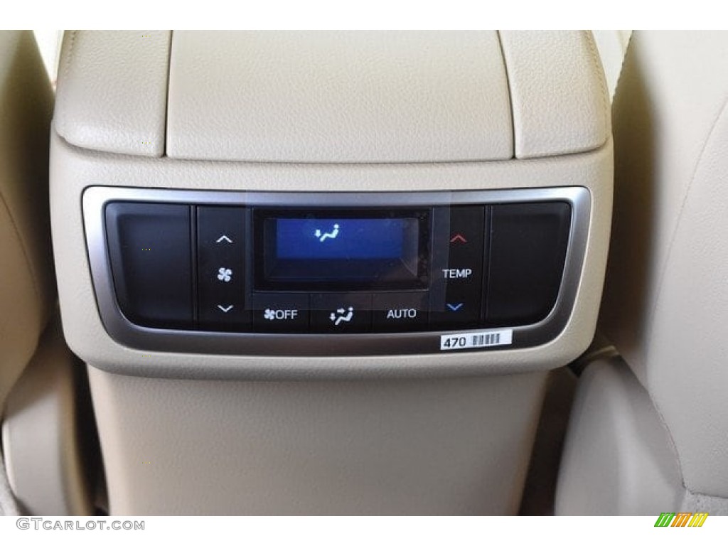 2019 Toyota Highlander Limited AWD Controls Photo #129526592