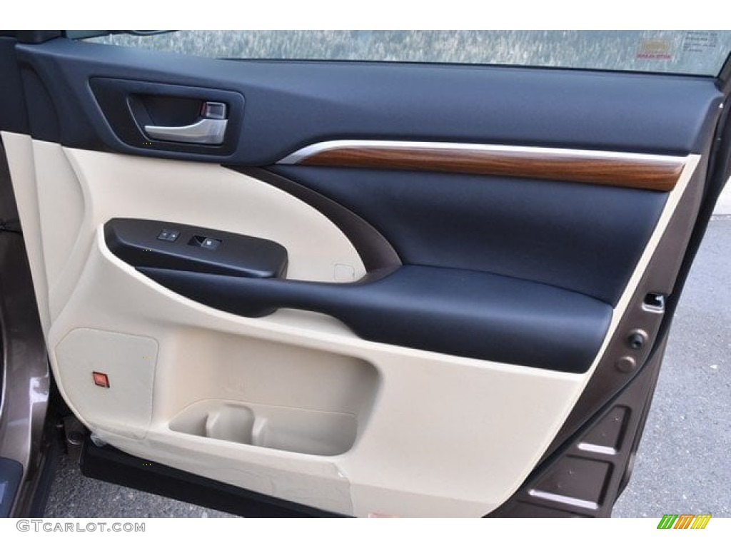 2019 Toyota Highlander Limited AWD Almond Door Panel Photo #129526741
