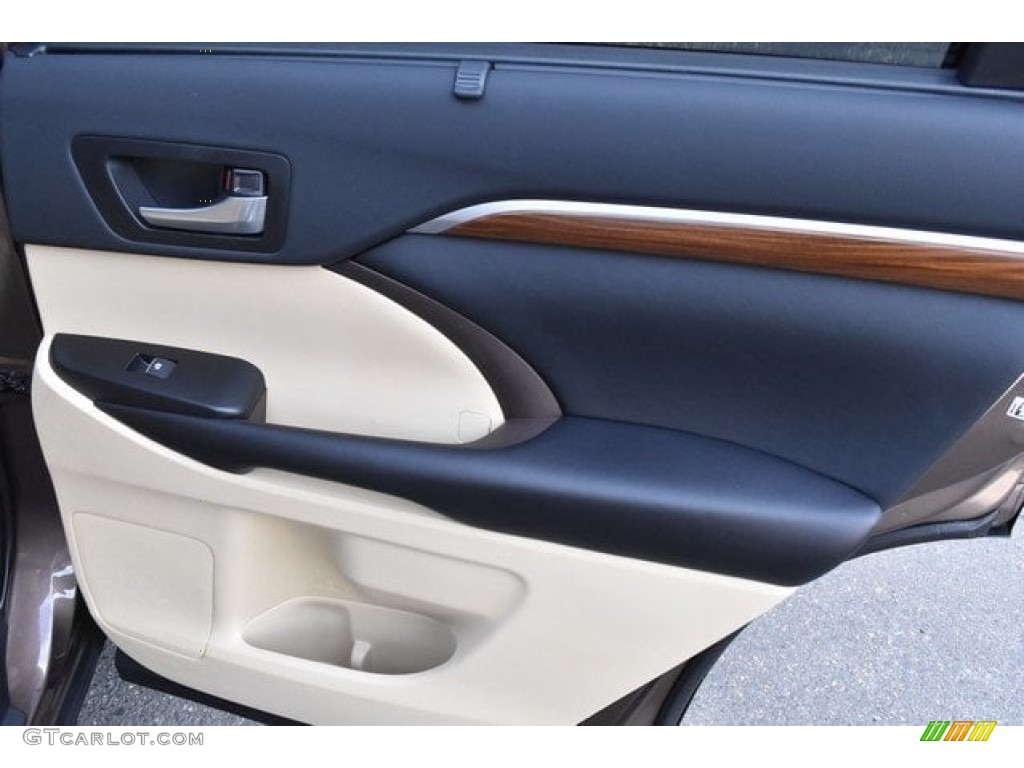 2019 Toyota Highlander Limited AWD Almond Door Panel Photo #129526763