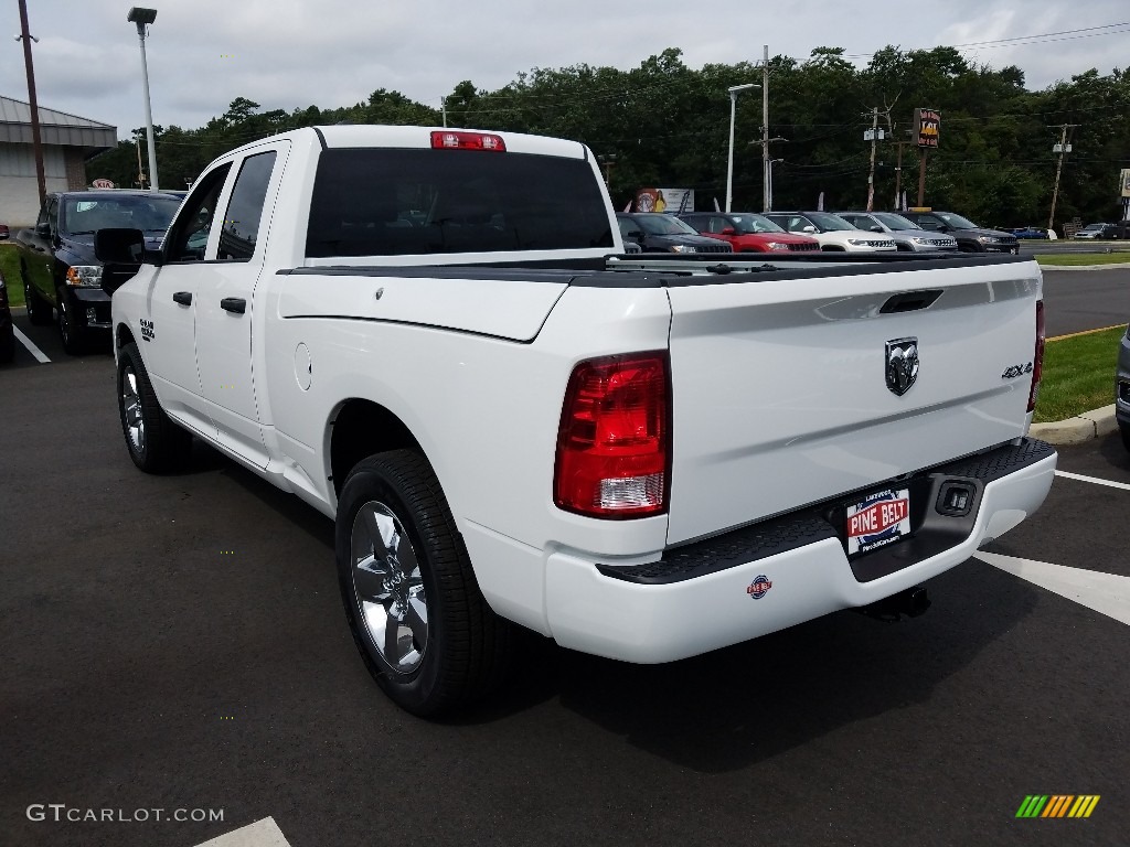 2019 1500 Classic Express Quad Cab 4x4 - Bright White / Black photo #4