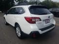 Crystal White Pearl - Outback 2.5i Premium Photo No. 4