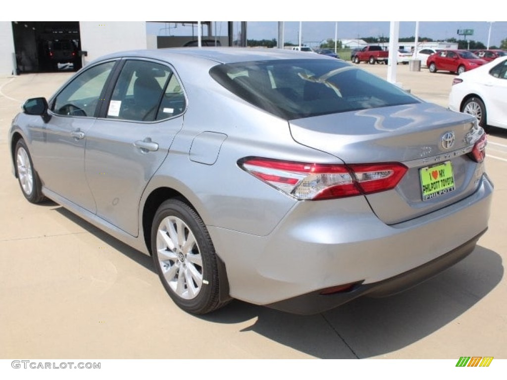 2018 Camry LE - Celestial Silver Metallic / Ash photo #6