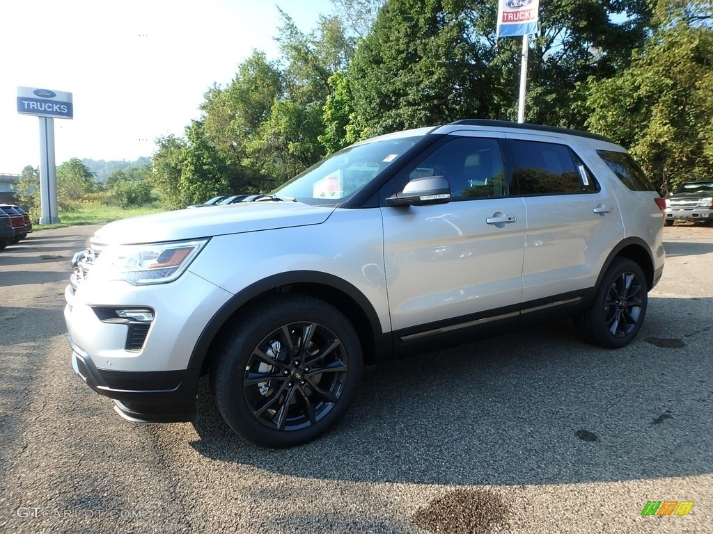 2018 Explorer XLT 4WD - Ingot Silver / Ebony Black photo #6