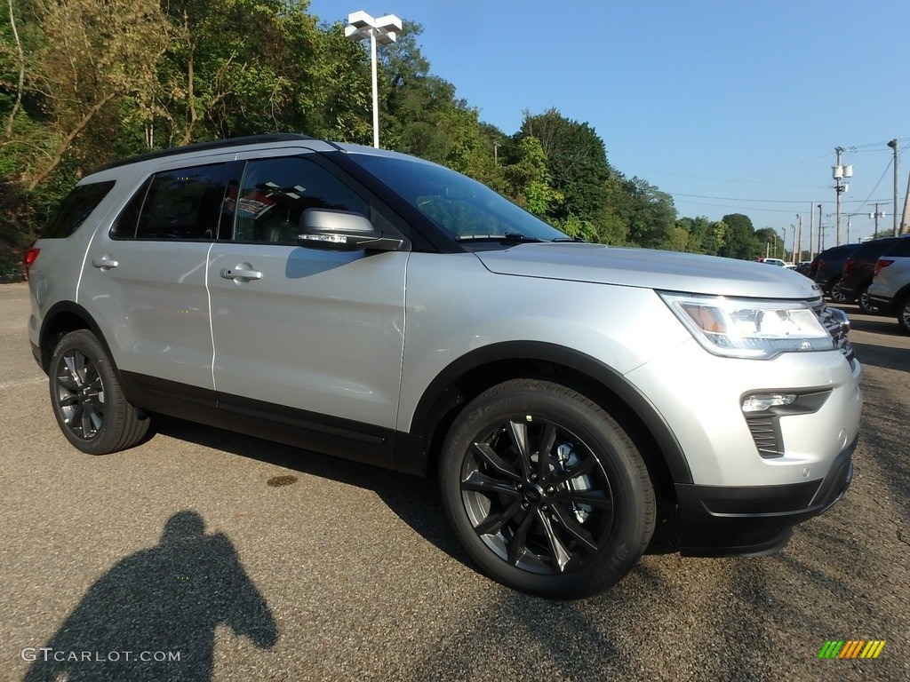 2018 Explorer XLT 4WD - Ingot Silver / Ebony Black photo #8