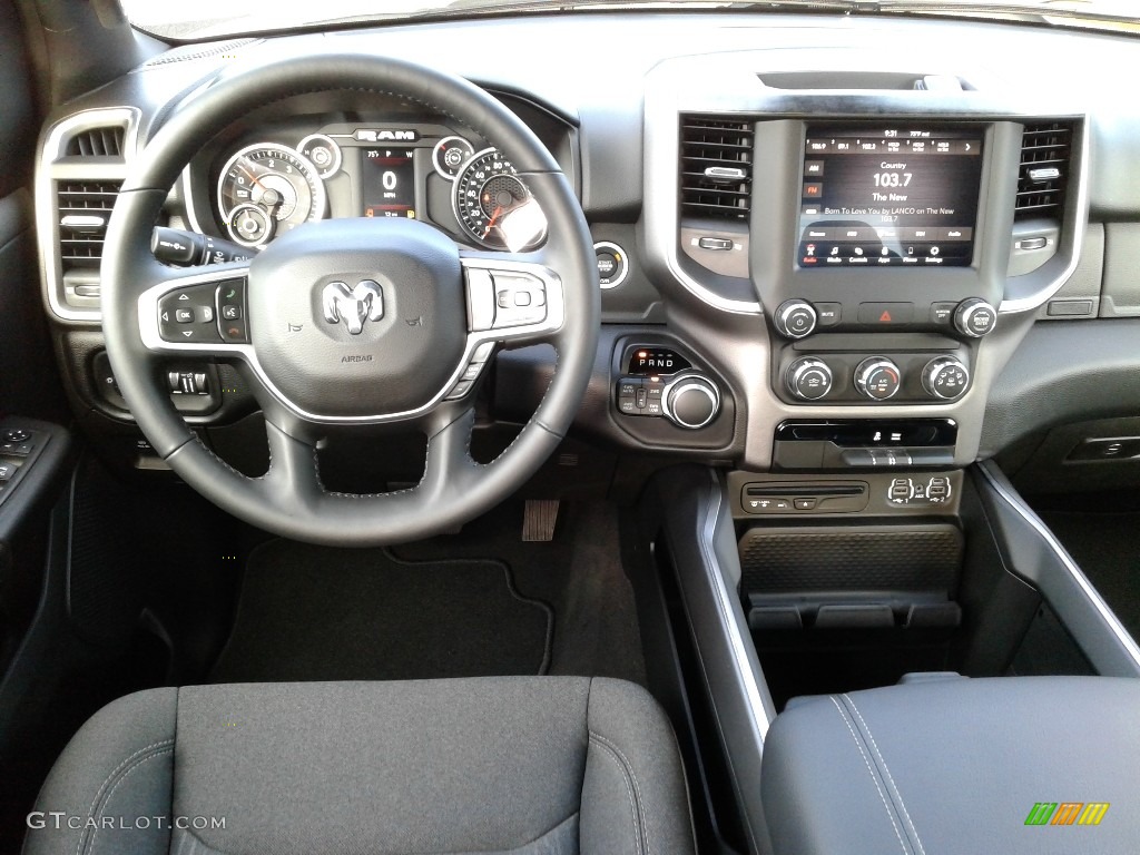 2019 1500 Big Horn Quad Cab 4x4 - Bright White / Black/Diesel Gray photo #29