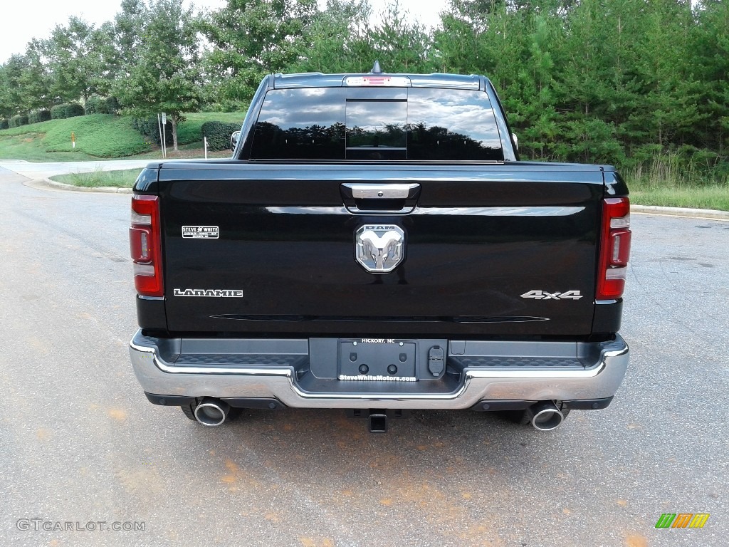 2019 1500 Laramie Crew Cab 4x4 - Diamond Black Crystal Pearl / Black photo #7