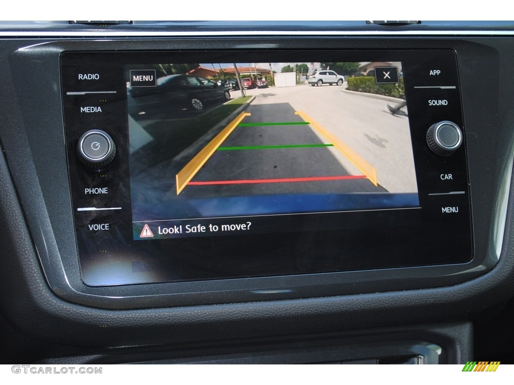 2018 Tiguan SE - Silk Blue Metallic / Titan Black photo #15