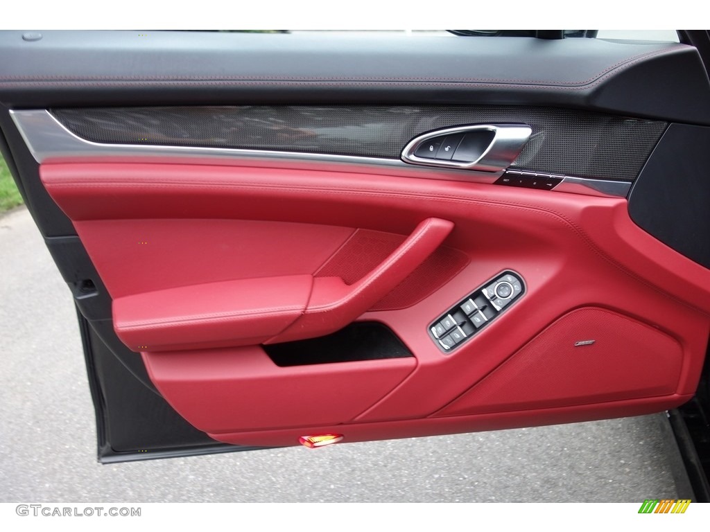 2016 Porsche Panamera Turbo Door Panel Photos