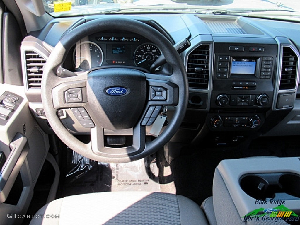 2018 F150 XLT SuperCrew - Ingot Silver / Earth Gray photo #24