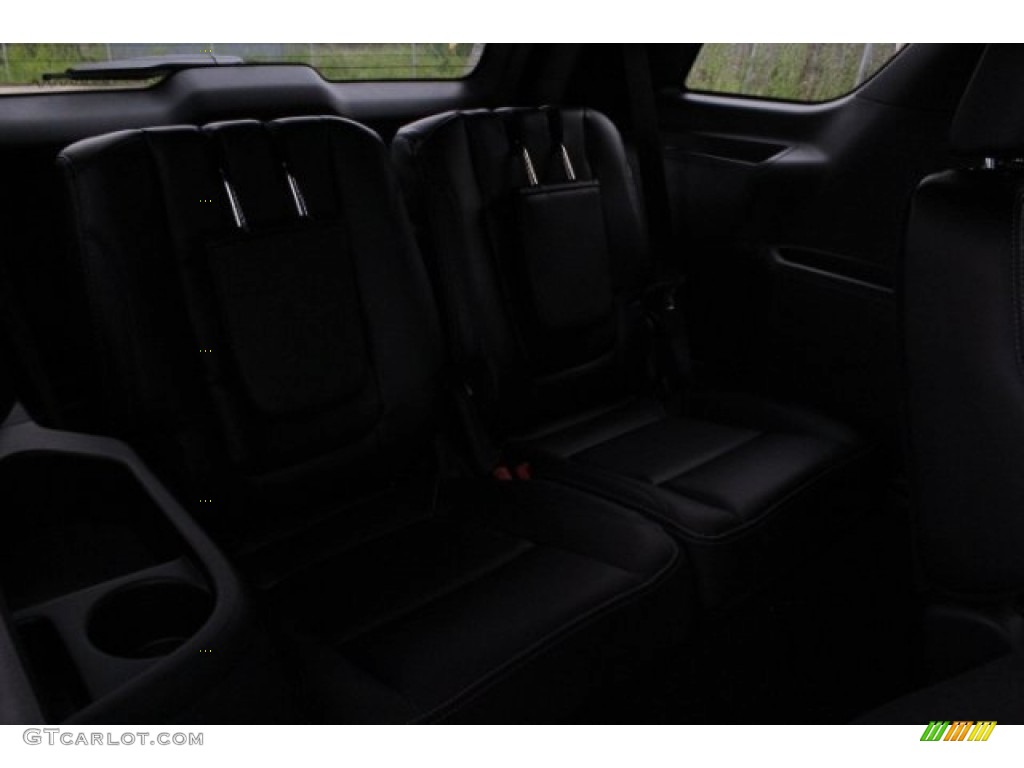 2018 Explorer Limited - Shadow Black / Ebony Black photo #33