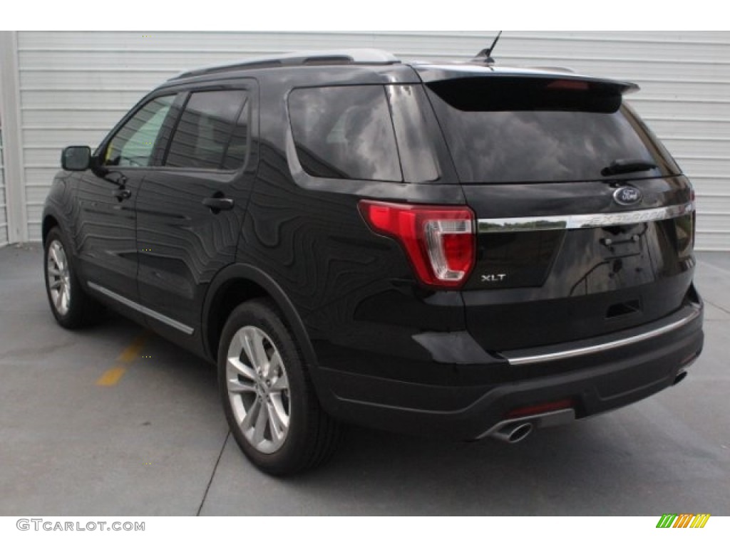 2018 Explorer XLT - Shadow Black / Ebony Black photo #7