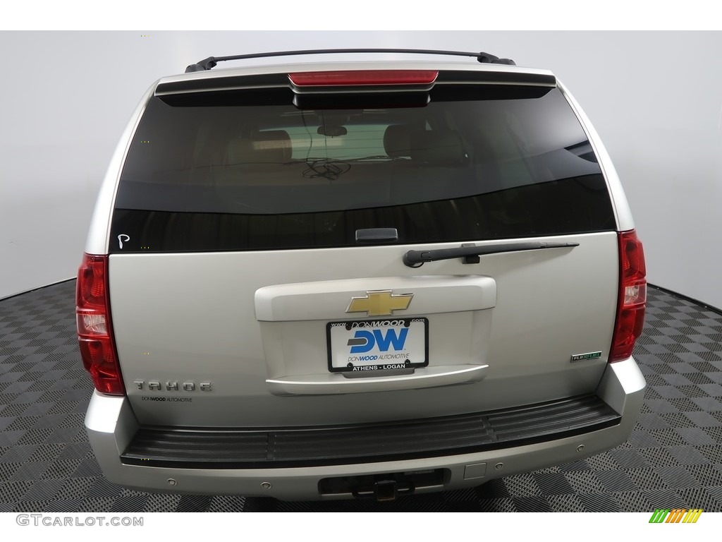 2010 Tahoe LT 4x4 - Sheer Silver Metallic / Light Titanium/Dark Titanium photo #11